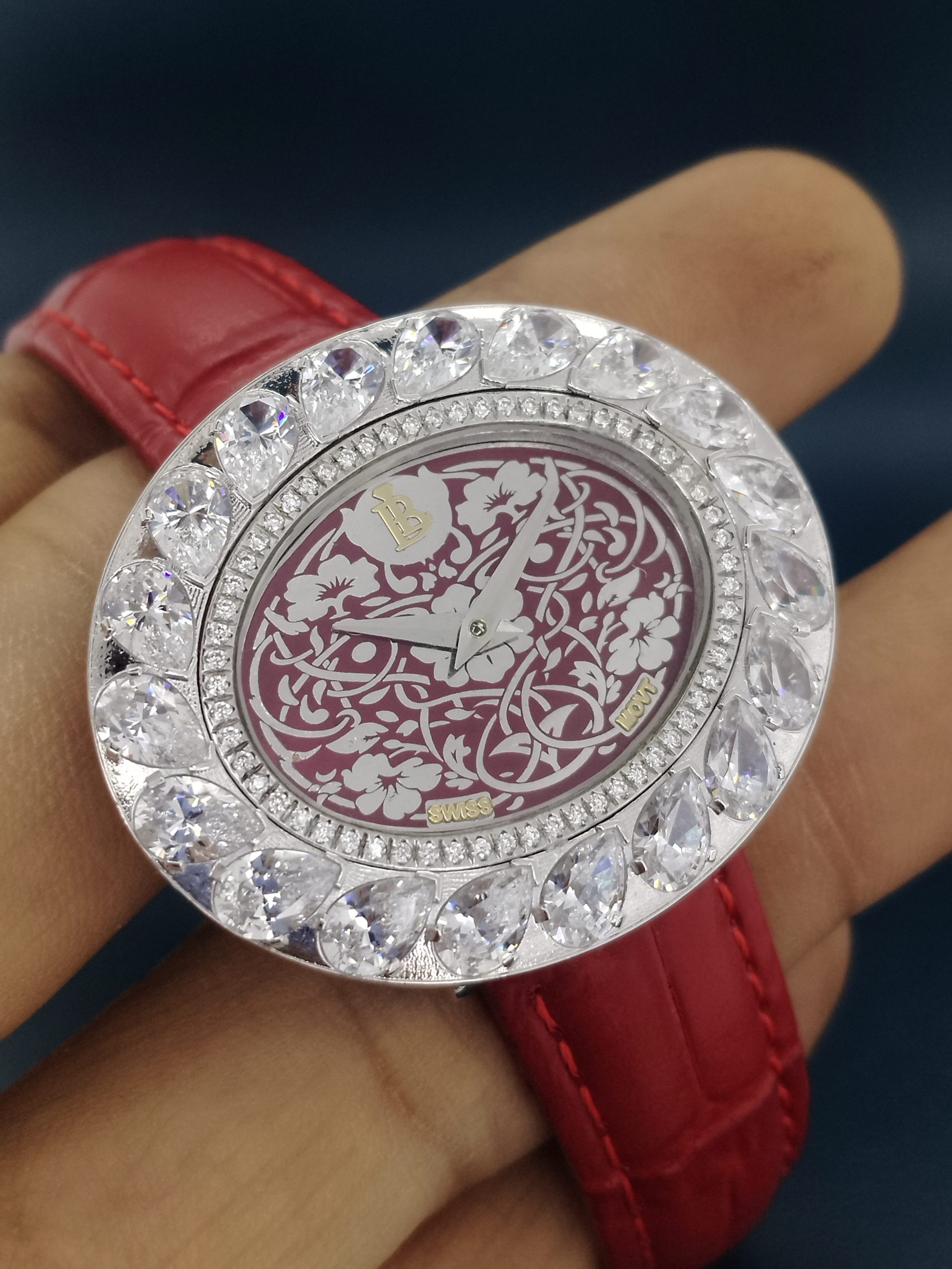 lab grown diamond watch for women red dial luxury iced watch