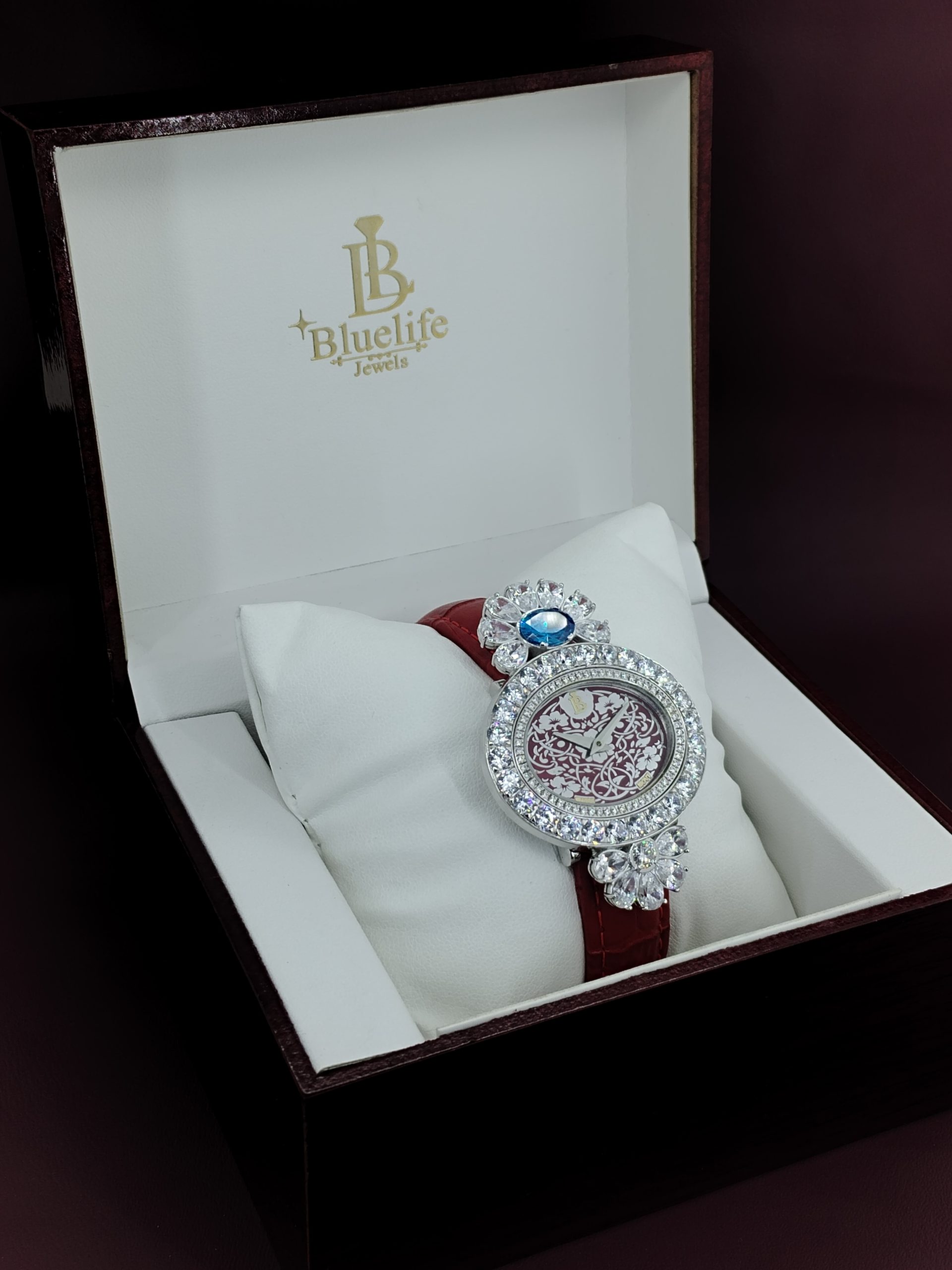 Luxury Moissanite Watch for Women – Blue Floral Dial Iced Out Sapphire Glass Gift - Image 8