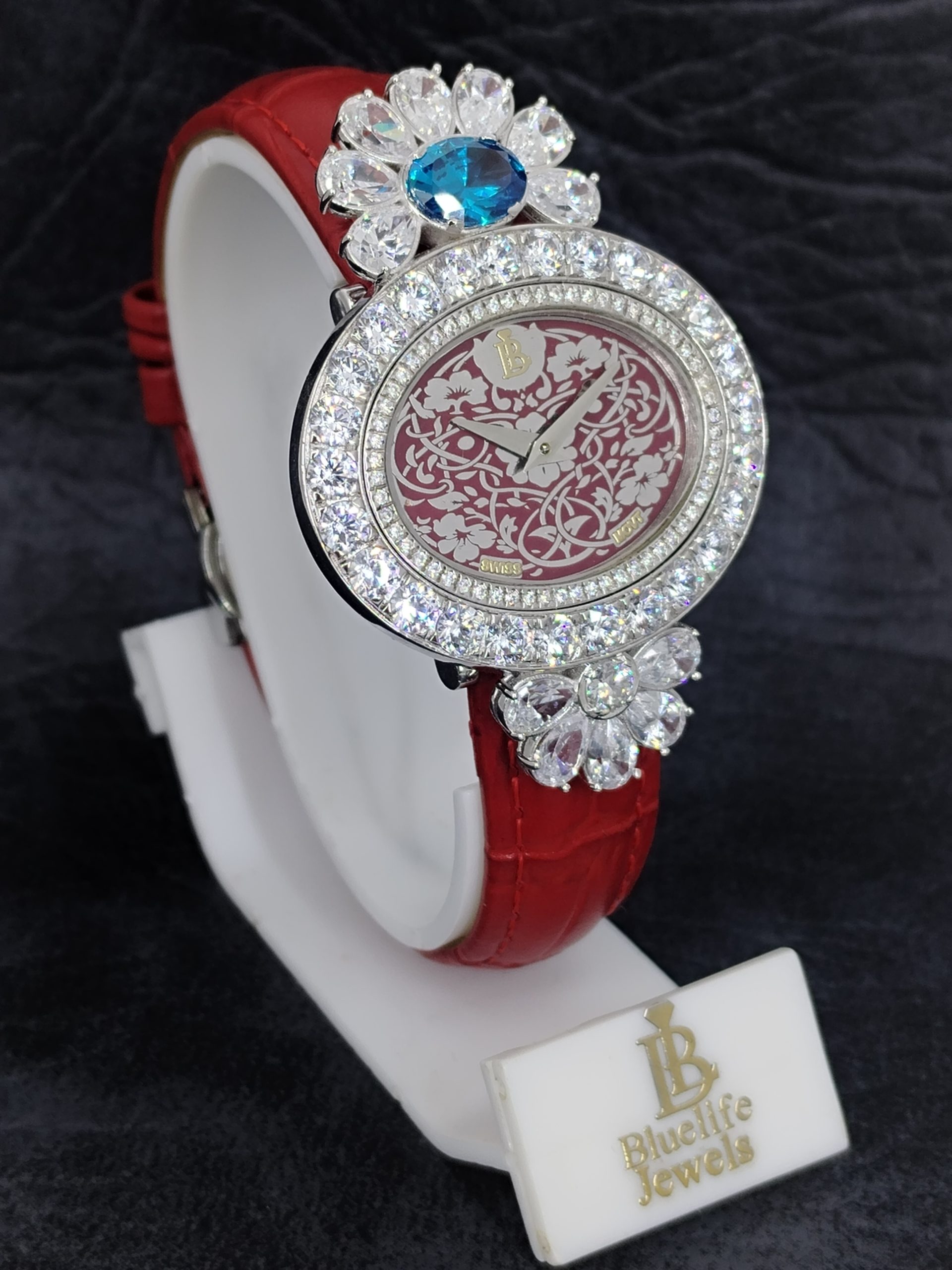 Diamond watch for women iced out luxury sapphire glass